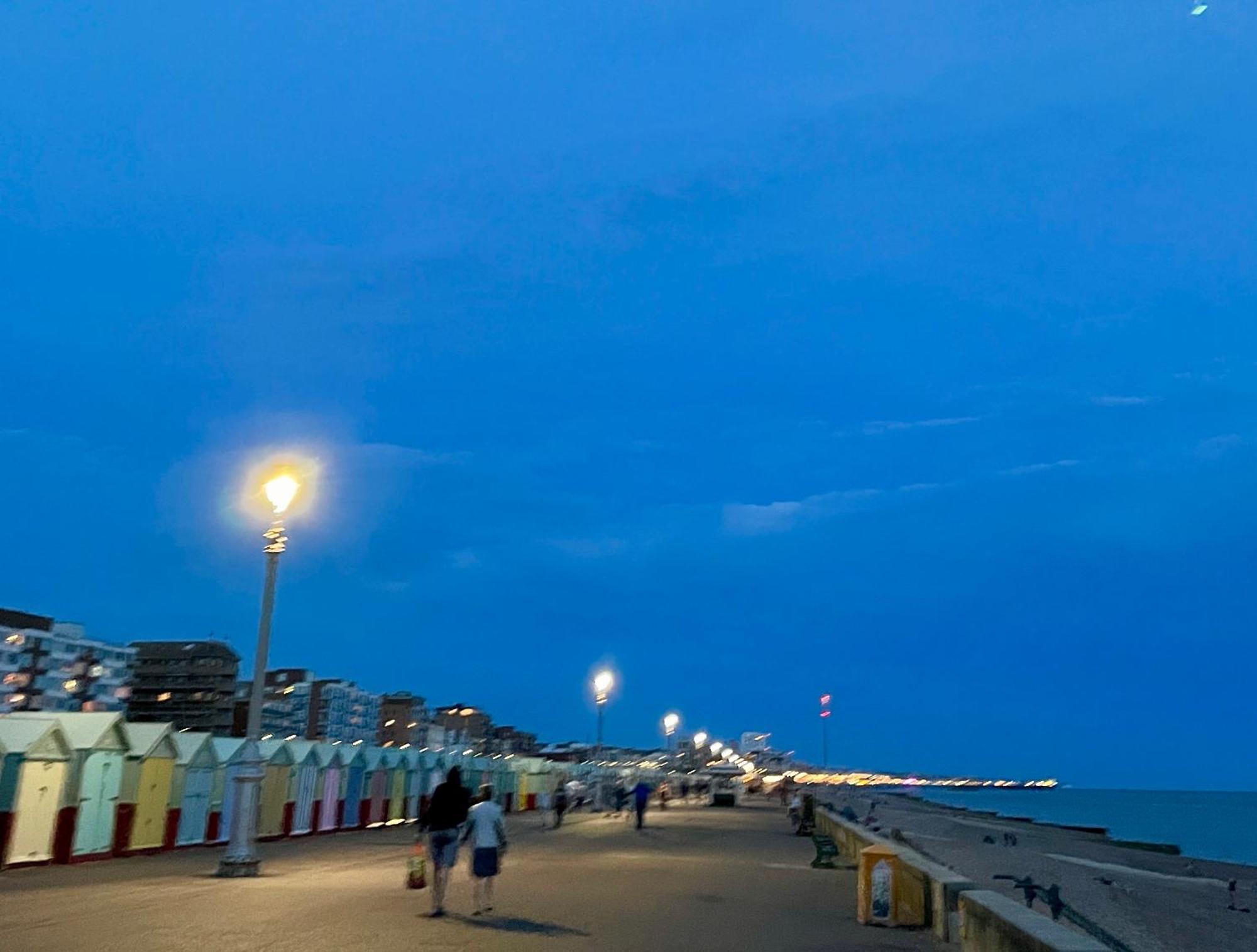 Seascape With Outstanding Sea Views Apartment Brighton Exterior photo